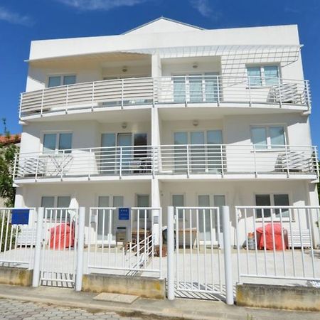 Apartment Finn 로비니 외부 사진